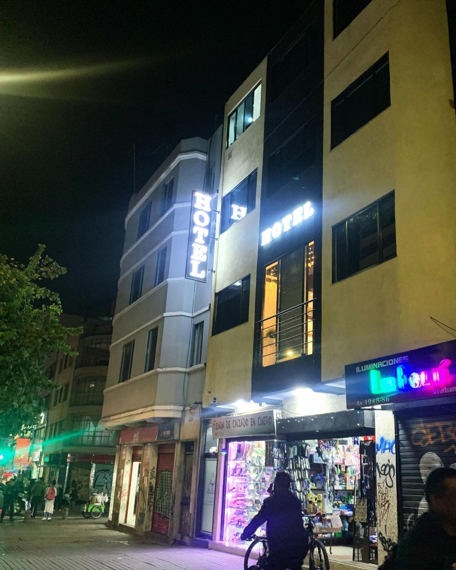 Hotel Urban Center Bogota Ngoại thất bức ảnh